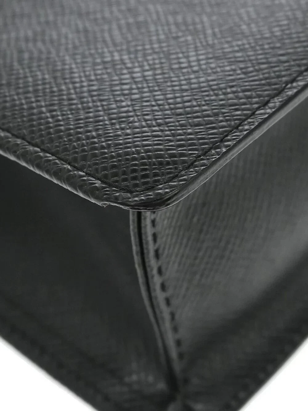 Louis Vuitton Taiga Selenga Epicea Clutch Bag